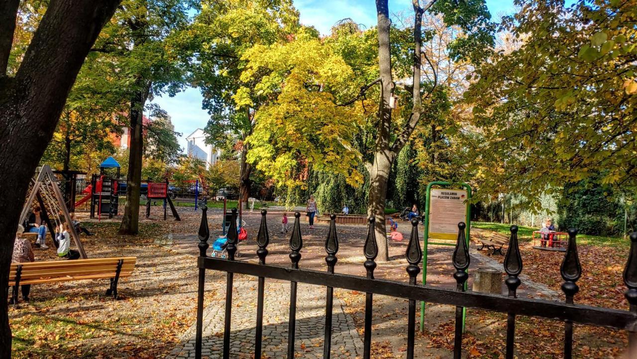 Apartament Chopin Gliwice Apartment Bagian luar foto